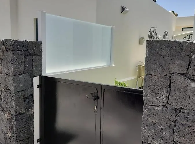 Appartement Paseo Del Mar- Playa Roca Sea Front Access - Free Ac - Wifi *