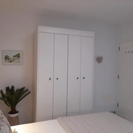 Paseo Del Mar- Playa Roca Sea Front Access - Free Ac - Wifi *