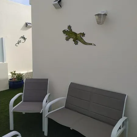 Paseo Del Mar- Playa Roca Sea Front Access - Free Ac - Wifi Costa Teguise