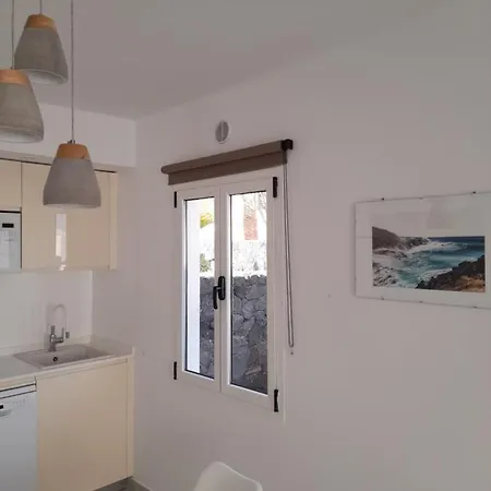 Paseo Del Mar- Playa Roca Sea Front Access - Free Ac - Wifi アパート *