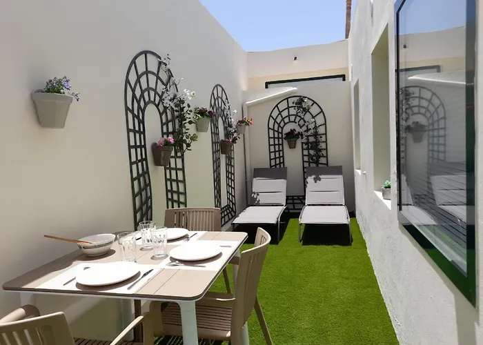 Paseo Del Mar- Playa Roca Sea Front Access - Free Ac - Wifi Costa Teguise