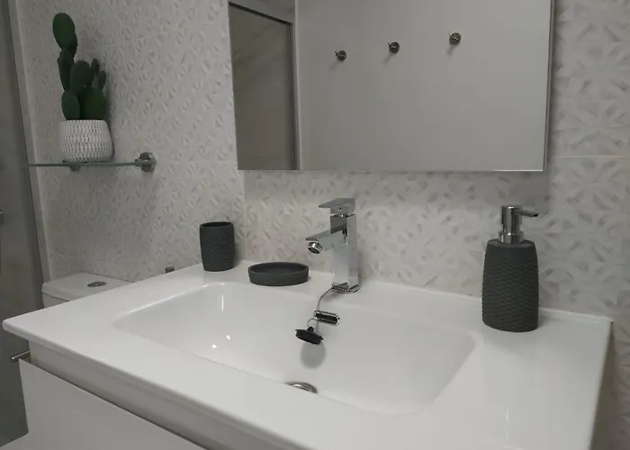 Paseo Del Mar- Playa Roca Sea Front Access - Free Ac - Wifi