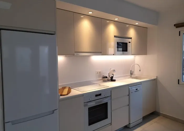 Apartment Paseo Del Mar- Playa Roca Sea Front Access - Free Ac - Wifi Costa Teguise