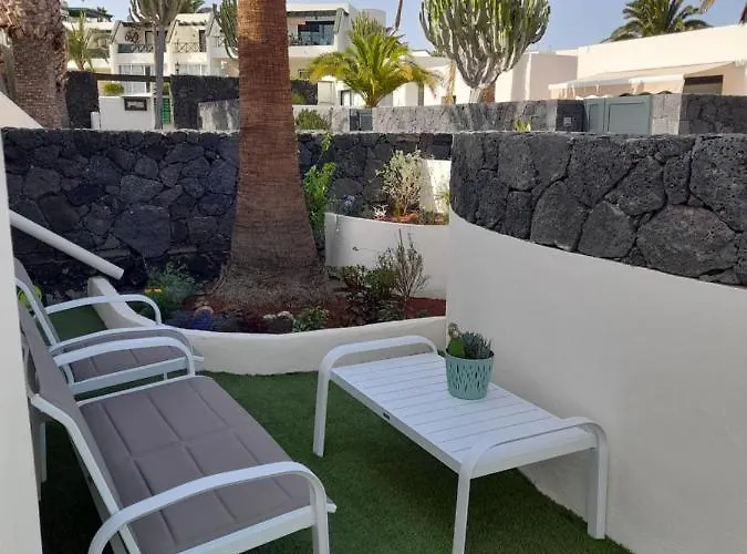 Paseo Del Mar- Playa Roca Sea Front Access - Free Ac - Wifi Costa Teguise
